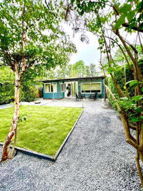 Cozy family house with spacious garden in the nature near Amsterdam